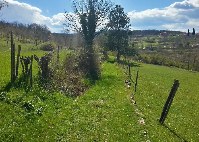 Holiday home Lara Karojba