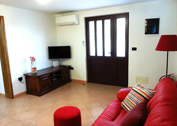 Holiday home Lara Karojba