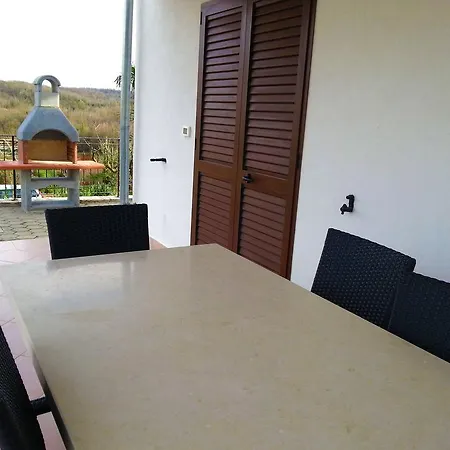 Casa de Férias Lara Karojba